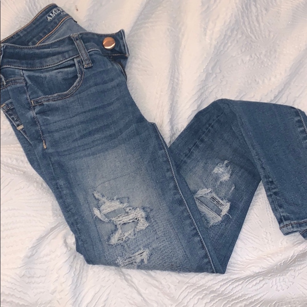 blue skinny jeans(feels similar to leggings)